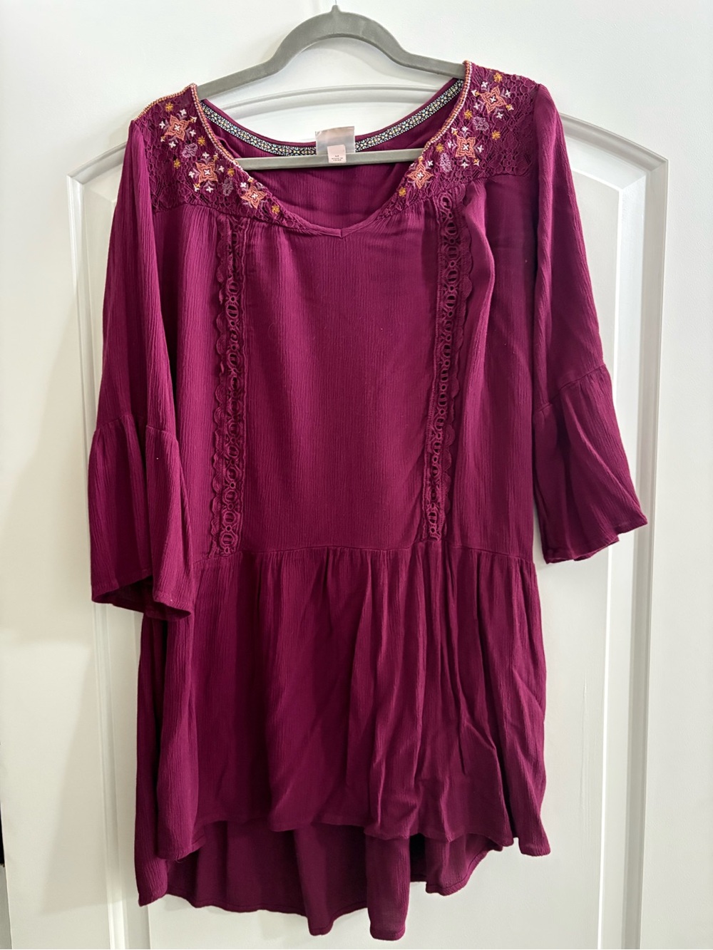 Knox Rose Plum Embroidered Peasant Tunic